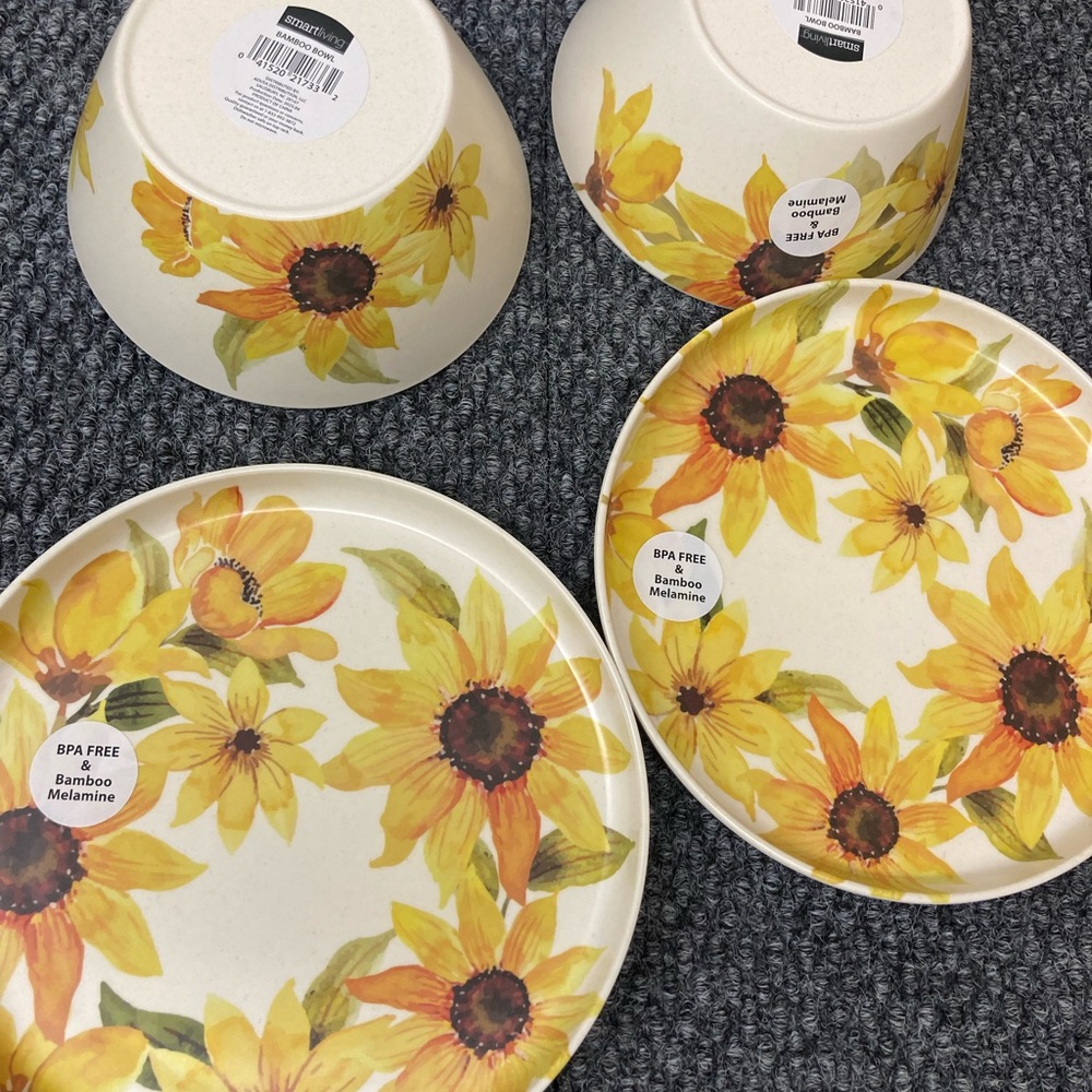 Set of 4 Smart Living Sunflower Bamboo Bowls and Plates - Picture 9 of 10